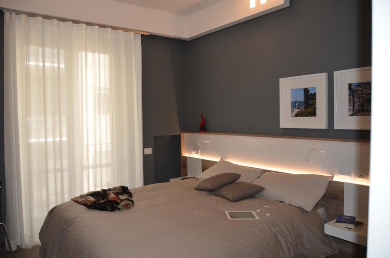 Bed In Centro Bed & Breakfast Наполи Екстериор снимка