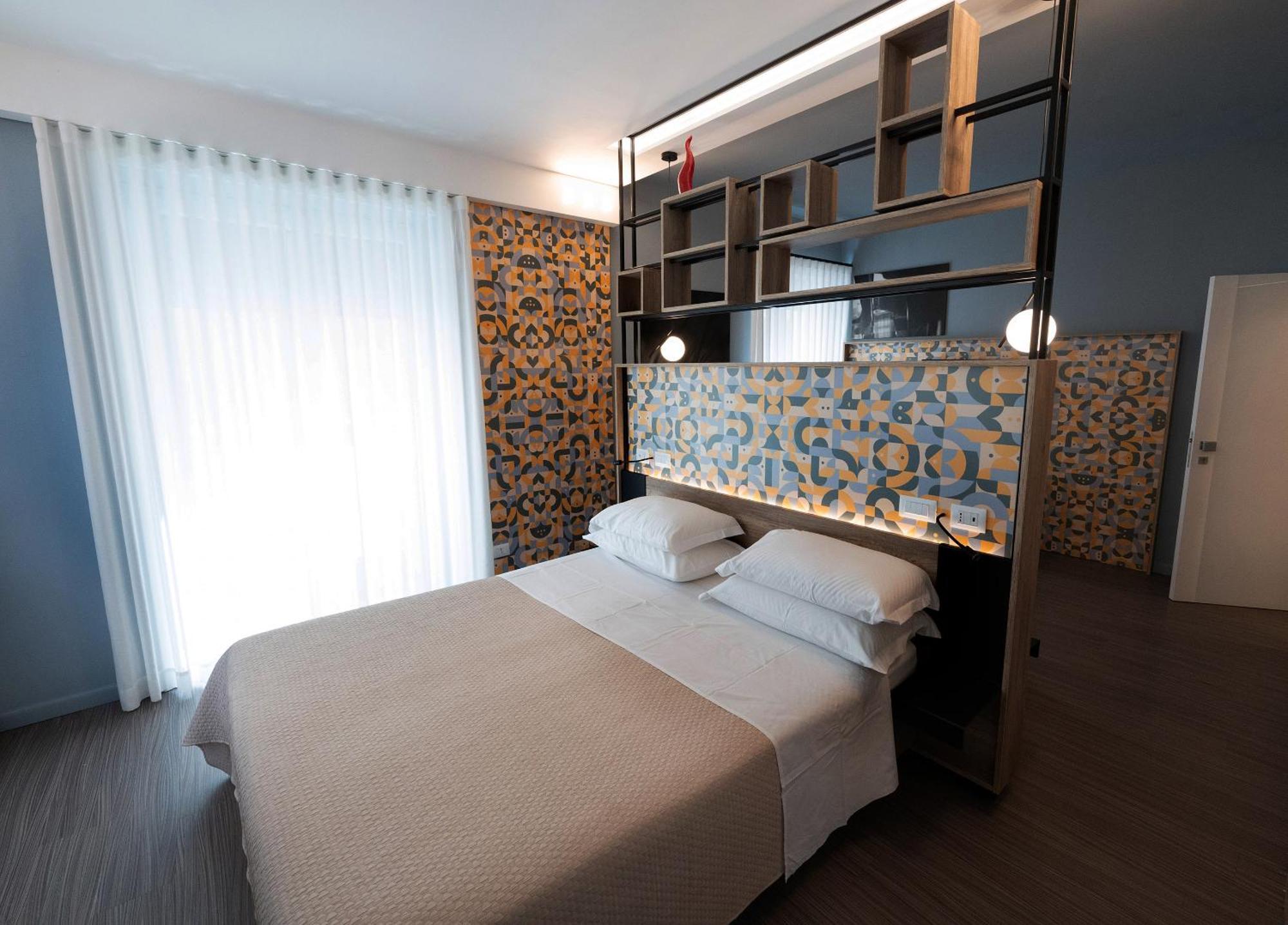 Bed In Centro Bed & Breakfast Наполи Екстериор снимка